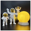 Dekoratívne figúrky astronautov s mesiacom Moon - zlato / žltá